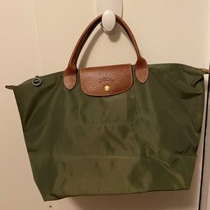 Longchamp Le Pliage Medium Top / Short Handle Tote